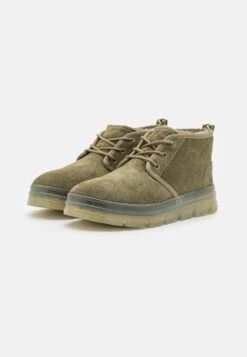 Ugg Neumel Clear - Korte Laarzen - Burnt Olive 10 Ugg Neumel Clear - Korte Laarzen - Burnt Olive -Ugg Verkoopwinkel 00e0eb56da50494681cc8013bf8e8ec1
