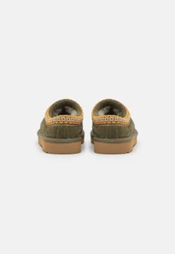 Ugg Tasman - Pantoffels - Burnt Olive 11 Ugg Tasman - Pantoffels - Burnt Olive -Ugg Verkoopwinkel 0a7c833d85714cb49ee8d408254ad753