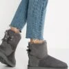 Ugg Mini Bailey Bow - Korte Laarzen - Grey 2 Ugg Mini Bailey Bow - Korte Laarzen - Grey -Ugg Verkoopwinkel 0aea6ffe357c442296ee7598f2385269