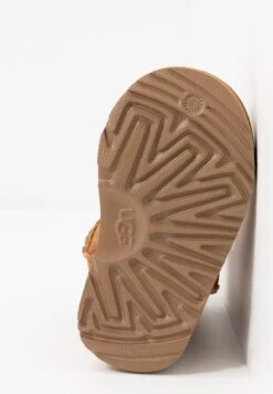 Ugg Classic Ii - Snowboots- Chestnut 13 Ugg Classic Ii - Snowboots- Chestnut -Ugg Verkoopwinkel 0c527ebdd44e492eae034ab5a96a6da2