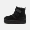 Ugg Neumel Platform Unisex - Korte Laarzen - Black