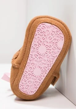 Ugg Jesse Bow Ii - Babyschoenen - Chestnut 12 Ugg Jesse Bow Ii - Babyschoenen - Chestnut -Ugg Verkoopwinkel 1a286190fc46444392bce2f40107bcf1
