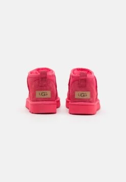 Ugg Classic Ultra - Korte Laarzen - Pink Glow 9 Ugg Classic Ultra - Korte Laarzen - Pink Glow -Ugg Verkoopwinkel 205352aeac024c9f95e48207ad5451b9