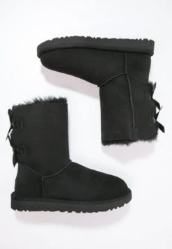 Ugg Bailey Bow - Korte Laarzen - Black -Ugg Verkoopwinkel 2bd90ad40b624682816a2c4aaa9ed4a1