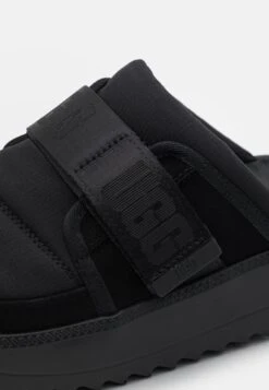 Ugg Maxxer Strap Slide - Muiltjes - Black 13 Ugg Maxxer Strap Slide - Muiltjes - Black -Ugg Verkoopwinkel 3ef63f4bc3624391a5f09147cdc317d2