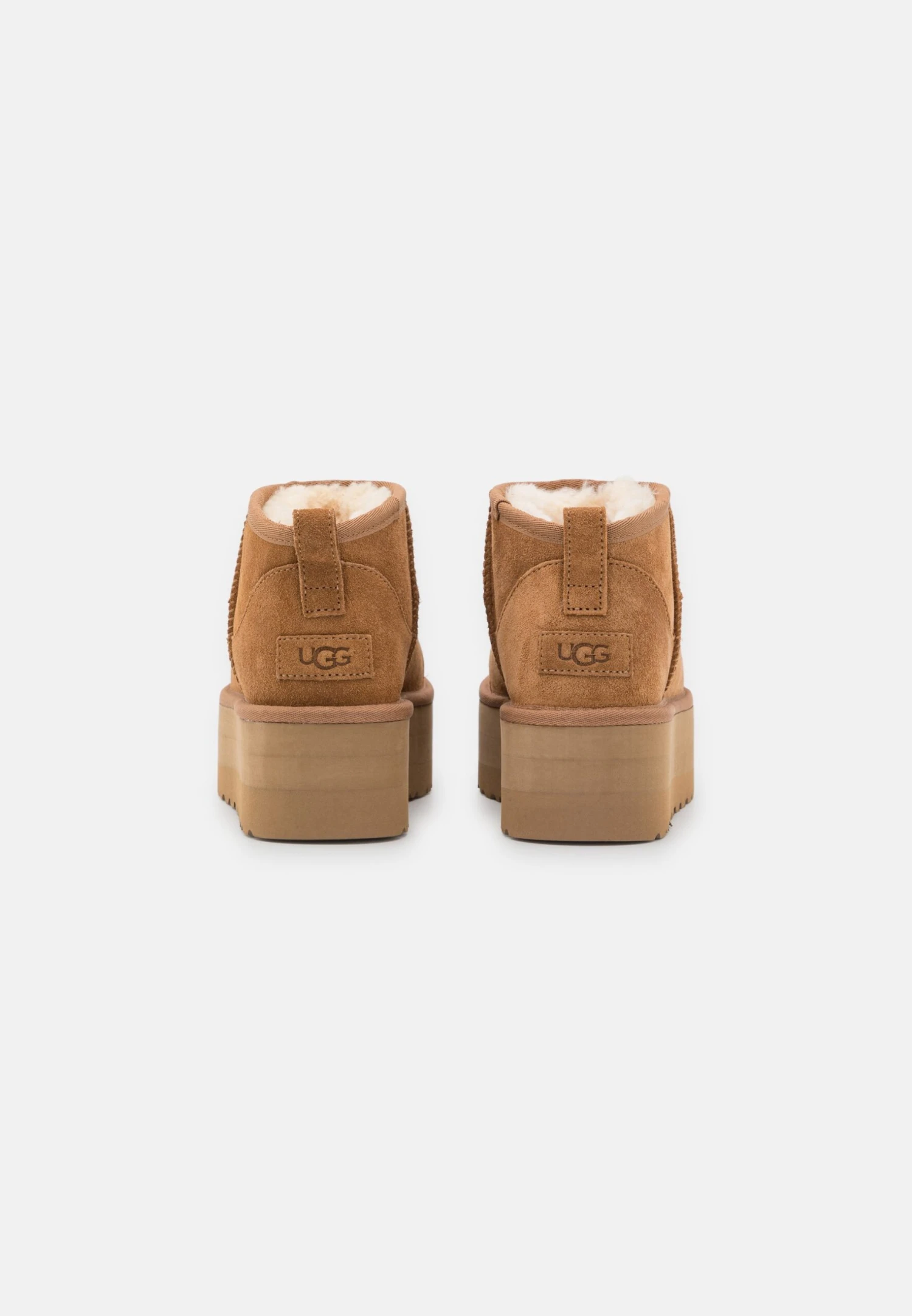 Ugg Classic Ultra Mini Platform - Enkellaarsjes Met Plateauzool - Chestnut 8 Ugg Classic Ultra Mini Platform - Enkellaarsjes Met Plateauzool - Chestnut - Afbeelding 6