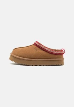 Ugg Tazz Unisex - Pantoffels - Chestnut 13 Ugg Tazz Unisex - Pantoffels - Chestnut -Ugg Verkoopwinkel 56b5f97cb83c48e3a70380ed6c90f9c8