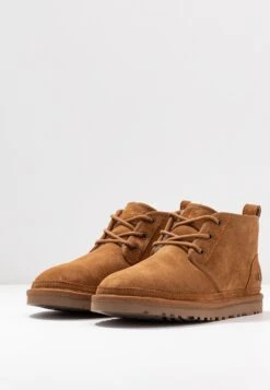 Ugg Neumel - Korte Laarzen - Chestnut 15 Ugg Neumel - Korte Laarzen - Chestnut -Ugg Verkoopwinkel 573b02ec8f614329b3df8fff9f541969