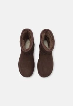 Ugg Classic Mini Platform - Enkellaarsjes Met Plateauzool - Burnt Cedar 13 Ugg Classic Mini Platform - Enkellaarsjes Met Plateauzool - Burnt Cedar -Ugg Verkoopwinkel 72d384884fe9422ab3f3ad2688616b2b