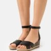 Ugg Eugenia - Sandalen Met Sleehak - Black