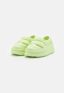 Ugg Sport Yeah- Instappers - Melon Green 10 Ugg Sport Yeah- Instappers - Melon Green -Ugg Verkoopwinkel 755170ae49034965920286afb09b71c8