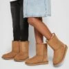 Ugg Classic Ii - Korte Laarzen - Chestnut 1 Ugg Classic Ii - Korte Laarzen - Chestnut -Ugg Verkoopwinkel 7b6e33853f894356be958f3cde39d01a