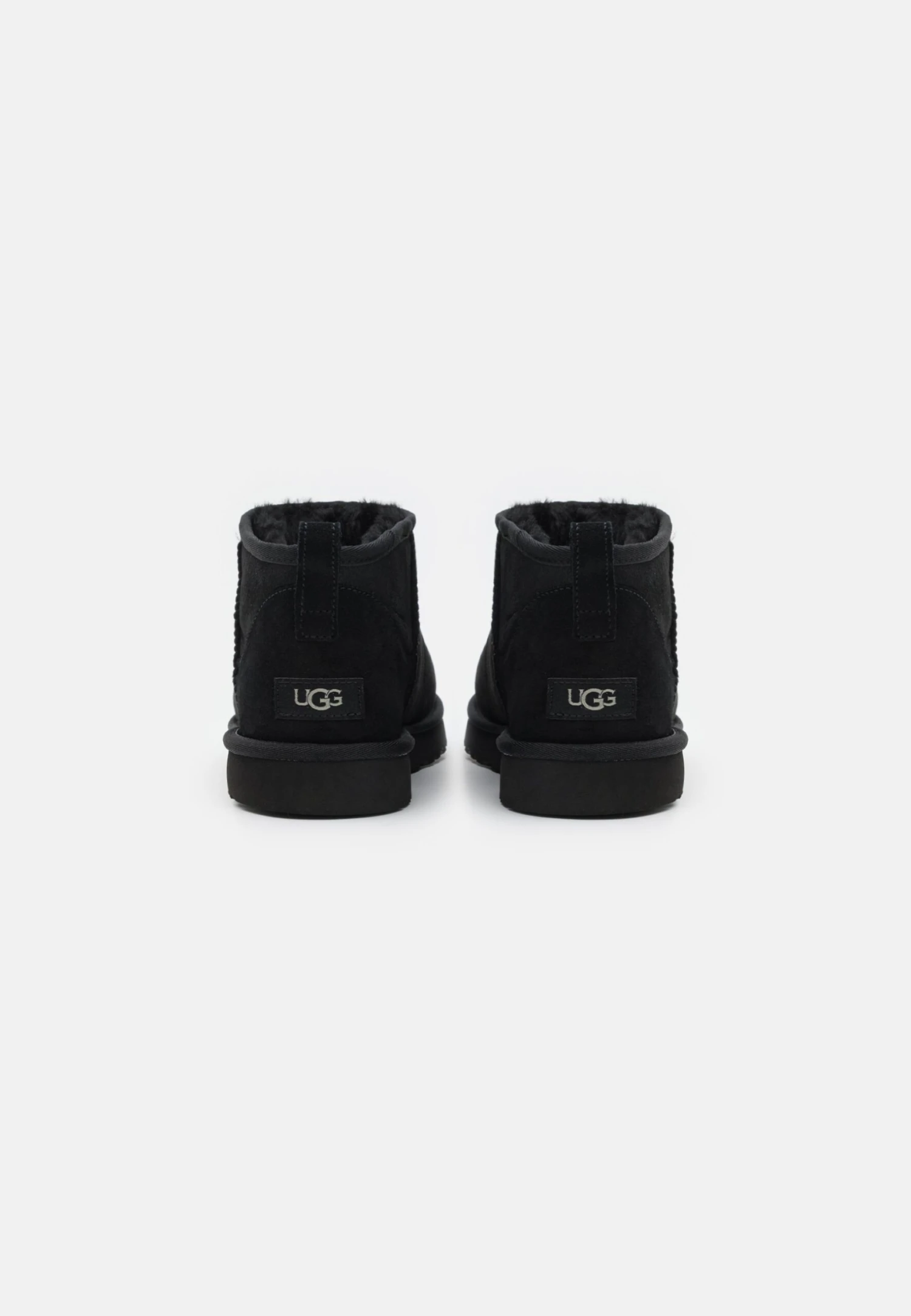 Ugg Classic Ultra Mini - Korte Laarzen - Black 5 Ugg Classic Ultra Mini - Korte Laarzen - Black - Afbeelding 3