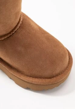 Ugg Classic Ii - Snowboots- Chestnut 10 Ugg Classic Ii - Snowboots- Chestnut -Ugg Verkoopwinkel 8362e36dd4844bee8d38bd9e2754e214