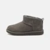 Ugg Classic Ultra Mini Unisex - Korte Laarzen - Grey
