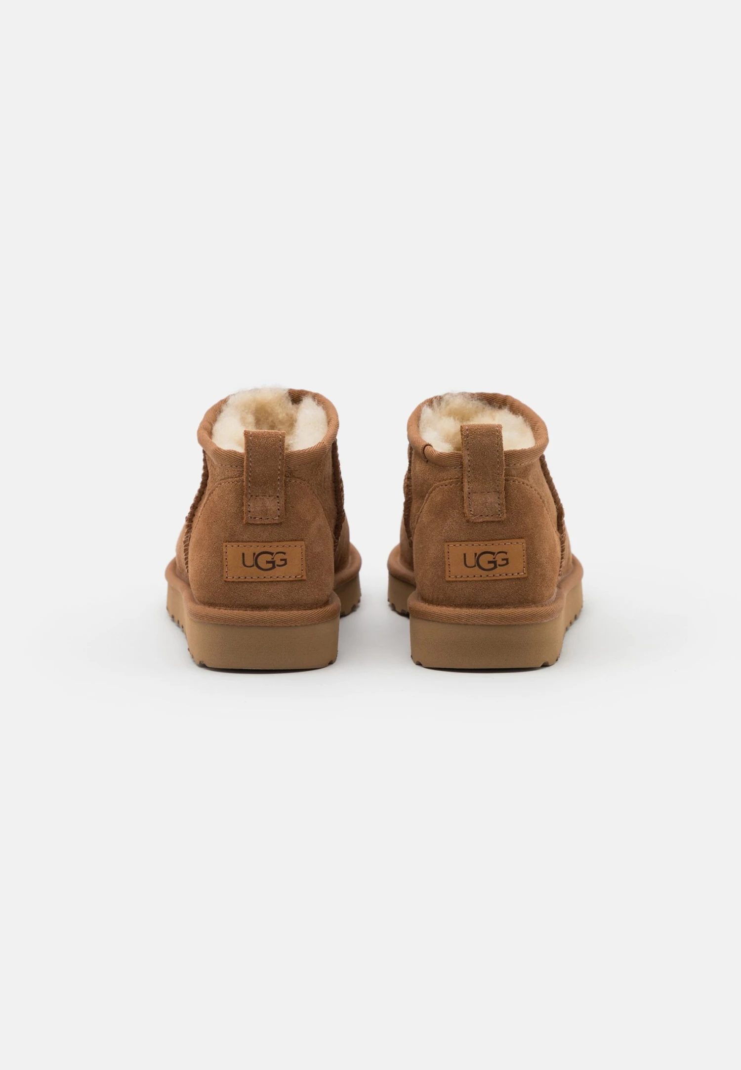 Ugg Classic Ultra - Korte Laarzen - Chestnut 8 Ugg Classic Ultra - Korte Laarzen - Chestnut - Afbeelding 6