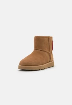 Ugg Classic Mini Logo Zip - Korte Laarzen - Chestnut 10 Ugg Classic Mini Logo Zip - Korte Laarzen - Chestnut -Ugg Verkoopwinkel 98e1ec91b2ac4e0d837fdb5762150015