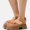 Ugg Ashton Ankle - Sandalen Met Plateauzool - Toast -Ugg Verkoopwinkel a73000085c2c4de4b3add9de83efde60