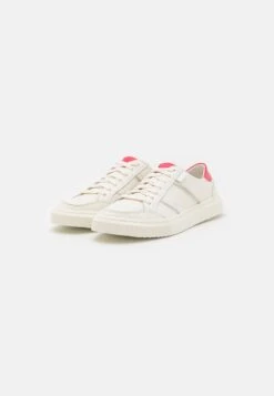 Ugg Alameda Lace - Sneakers Laag - Bright White/Red Pepper 9 Ugg Alameda Lace - Sneakers Laag - Bright White/Red Pepper -Ugg Verkoopwinkel a8e6b44a064b485fb9d73d2381fe647f