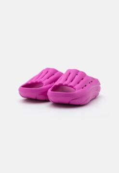 Ugg Foamo Slide - Muiltjes - Dragon Fruit 10 Ugg Foamo Slide - Muiltjes - Dragon Fruit -Ugg Verkoopwinkel b0e4ce056d8a4f8fa269e209dd8a586b