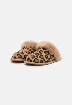 Ugg Scuffette Spotty - Pantoffels - Natural 8 Ugg Scuffette Spotty - Pantoffels - Natural -Ugg Verkoopwinkel b17678bcd0f64f15bc522df28766bfb9