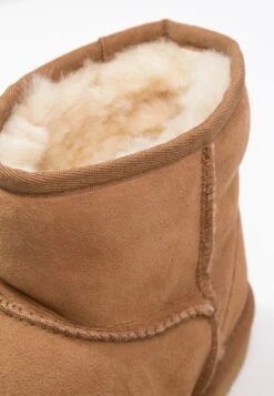 Ugg Classic Mini - Korte Laarzen - Chestnut -Ugg Verkoopwinkel c0e0fa9cba6e4e43bf3407bf11ff047c