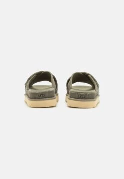 Ugg GoldenstarCross Slide - Muiltjes - Moss Green 11 Ugg GoldenstarCross Slide - Muiltjes - Moss Green -Ugg Verkoopwinkel c5220fb5bf824c3cbc5f9c50a7b81899