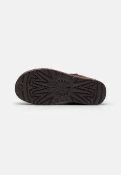 Ugg Classic Mini Platform - Enkellaarsjes Met Plateauzool - Burnt Cedar 12 Ugg Classic Mini Platform - Enkellaarsjes Met Plateauzool - Burnt Cedar -Ugg Verkoopwinkel c946a1ff7f14473f933040d0e502ff1d