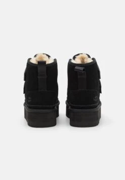 Ugg Neumel Platform Unisex - Korte Laarzen - Black 10 Ugg Neumel Platform Unisex - Korte Laarzen - Black -Ugg Verkoopwinkel ce941fd628cc4855a74a53123adecf31