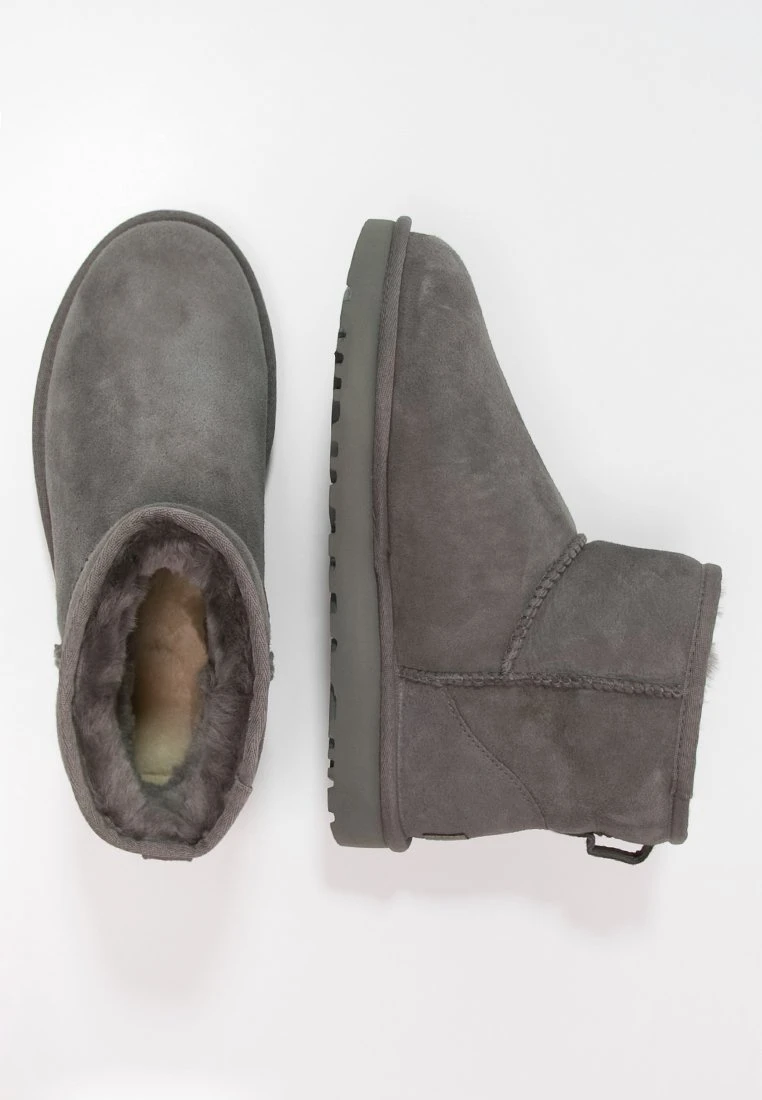 Ugg Classic Mini - Korte Laarzen - Grey 5 Ugg Classic Mini - Korte Laarzen - Grey - Afbeelding 3