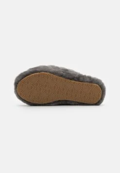 Ugg Fluff Yeah Slide - Sandalen - Charcoal 12 Ugg Fluff Yeah Slide - Sandalen - Charcoal -Ugg Verkoopwinkel ddbd16c84ade4f4793edef8075aa5a37