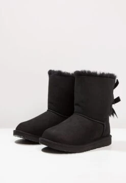 Ugg Bailey Bow Ii - Veterboots - Black 10 Ugg Bailey Bow Ii - Veterboots - Black -Ugg Verkoopwinkel e04a54c5b76144409f421edd9e138564