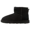 Ugg Classic Mini Ii - Korte Laarzen - Black 2 Ugg Classic Mini Ii - Korte Laarzen - Black -Ugg Verkoopwinkel e1088da28e164b089d871104e24213e6