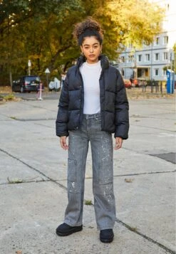 Ugg Classic Maxi Mini - Snowboots- Black 13 Ugg Classic Maxi Mini - Snowboots- Black -Ugg Verkoopwinkel e5c89a3af84f4c6e9d7ae86018862520