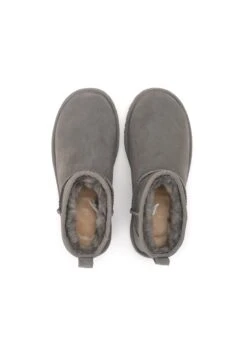Ugg Classic Ultra - Korte Laarzen - Grey 9 Ugg Classic Ultra - Korte Laarzen - Grey -Ugg Verkoopwinkel ea324cead3294f0aa3794206031e2529