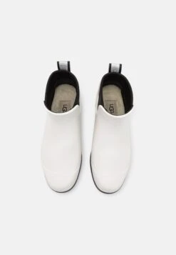 Ugg Droplet - Regenlaarzen - White 13 Ugg Droplet - Regenlaarzen - White -Ugg Verkoopwinkel eb9818c2aaf44a8e9b65a6fc9e21a44f