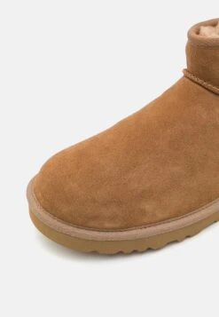 Ugg Classic Ultra Mini Zip - Korte Laarzen - Chestnut/Orange Soda 13 Ugg Classic Ultra Mini Zip - Korte Laarzen - Chestnut/Orange Soda -Ugg Verkoopwinkel f72f8738af6b47cbbf83900918bcf66b